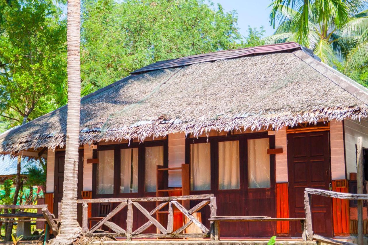Ban_Na Hotel Koh Chang Exterior photo